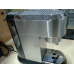 DE LONGHI  Pompdruk  Dedica Style (EC685.M) - Semi automatische espressomachine - Met Pad- / capsulesysteem - Zilver